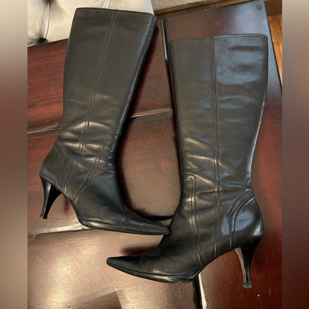 Kenneth Cole Black Leather knee high boots (size 7)